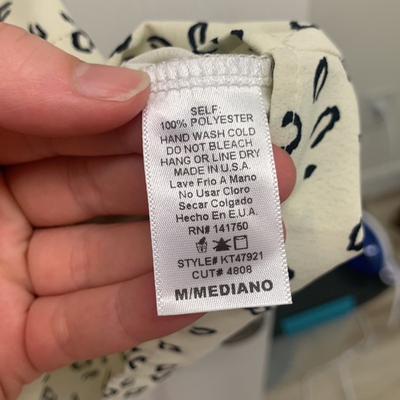 White Cheetah Print Blouse - Picture 4 of 6